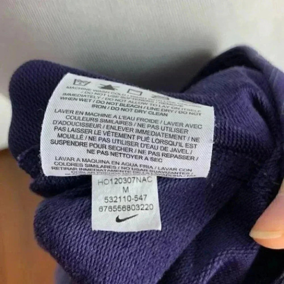 Nike running jacket sz M reflective hooded dry fit - Picture 10 of 12